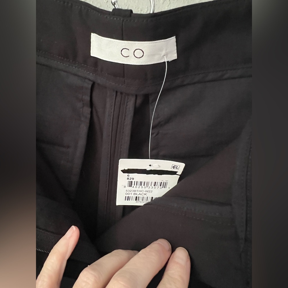 CO High Waist Patch Pocket Cotton Crop
Pants Size 6 New - Picture 10 of 16